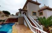 2-23641/1096, 4 Bedroom 3 Bathroom Villa in La Zenia