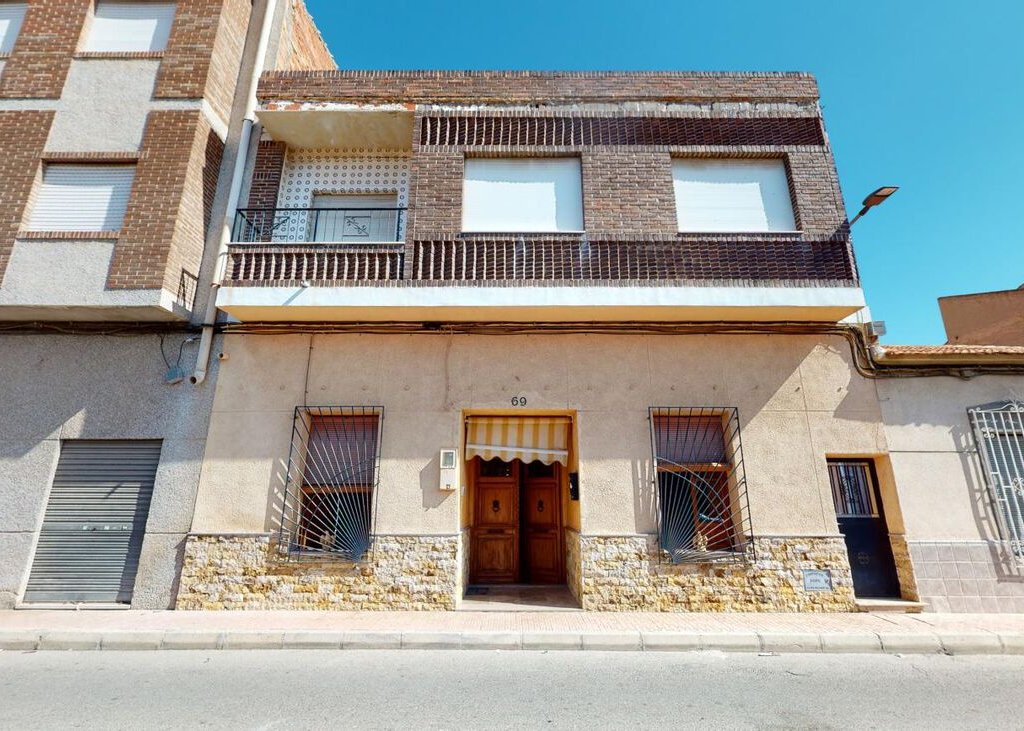 4 Bedroom 2 Bathroom Townhouse in Las Torres De Cotillas