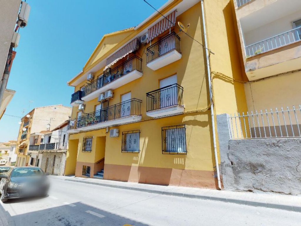 3 Bedroom 2 Bathroom Apartment in Benalua