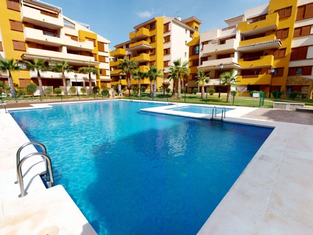 3 Bedroom 2 Bathroom Apartment in Torrevieja