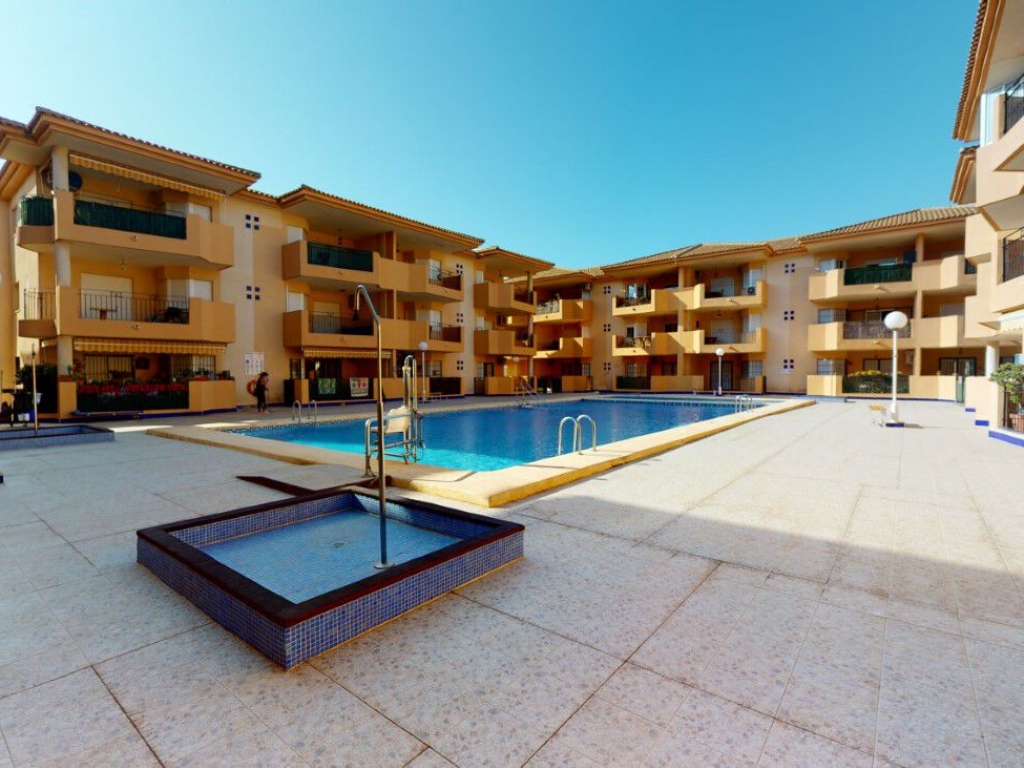 2 Bedroom 1 Bathroom Apartment in Los Alcázares