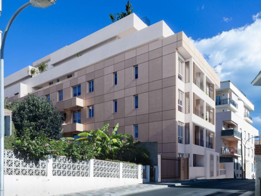 2 Bedroom 2 Bathroom Apartment in Benalmádena