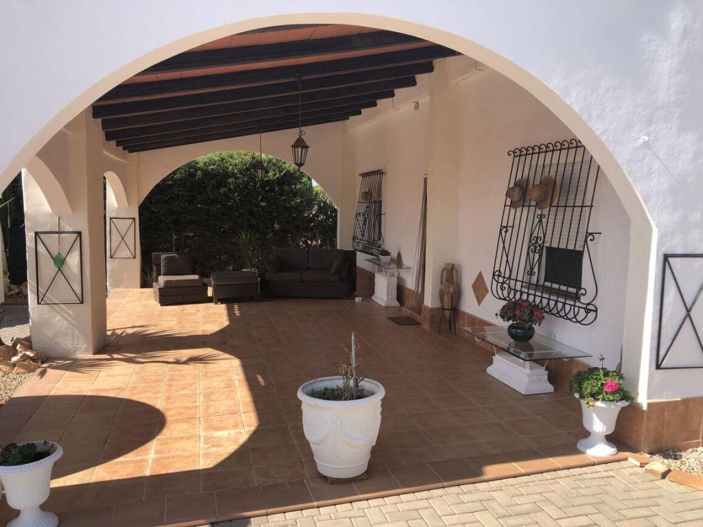 4 Bedroom 3 Bathroom Villa in Sucina