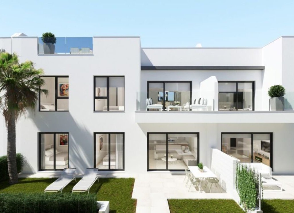 3 Bedroom 2 Bathroom Apartment in Santiago de la Ribera