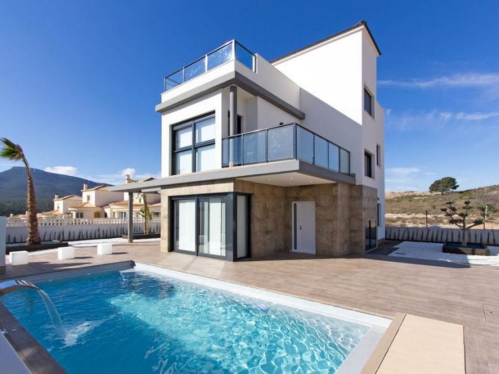 4 Bedroom 4 Bathroom Villa in Castalla