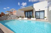 2-515/827, 3 Bedroom 2 Bathroom Villa in Dehesa De Campoamor